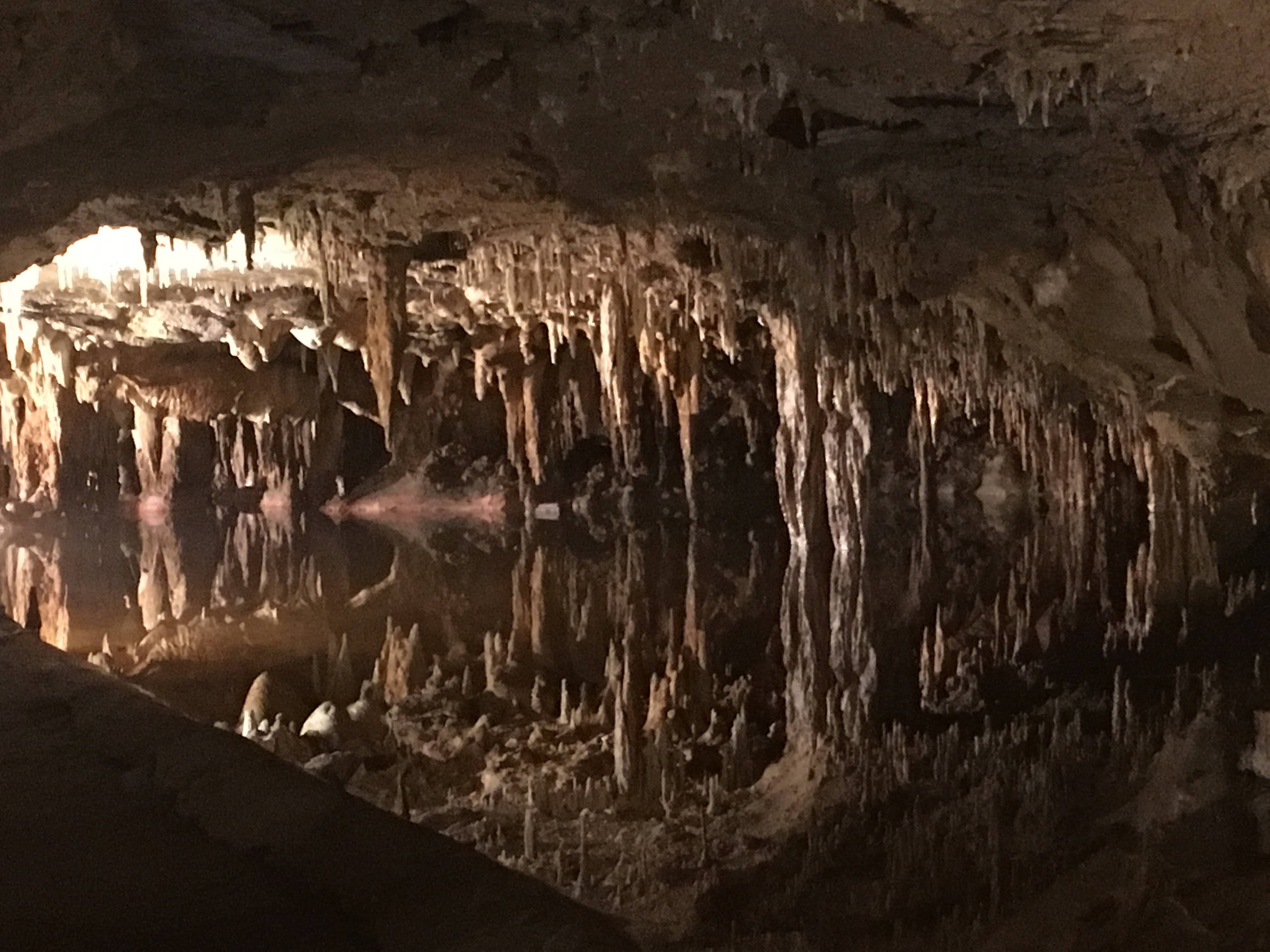 Reflecting Pond at Luray Caverns | TeamTravelsBlog